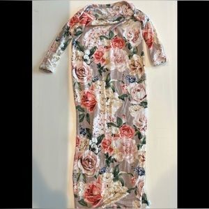 COPY - NWOT 0-3 month posh peanut zipper gown